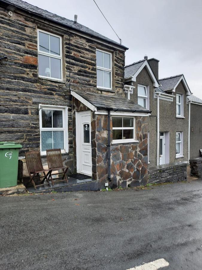 Snowdonia Rock Cottage - Cosy And Pet Friendly 彭希登德雷斯 外观 照片